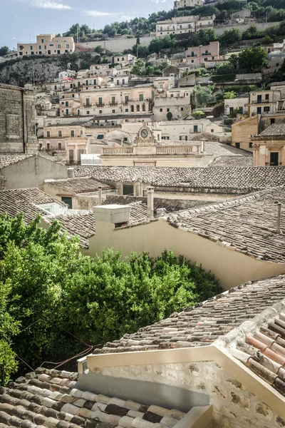 Modica, pueblo siciliano — Foto de Stock