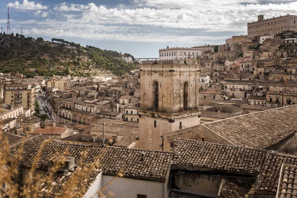 Modica, pueblo siciliano — Foto de Stock