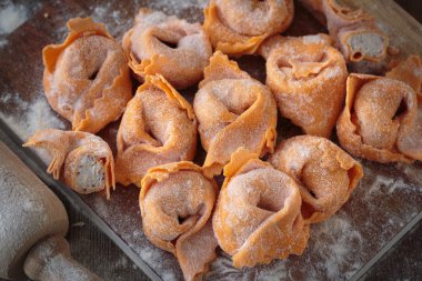 ev yapımı tortellini