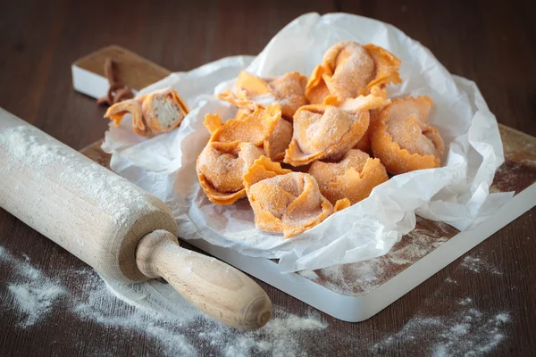 Hausgemachte Tortellini — Stockfoto