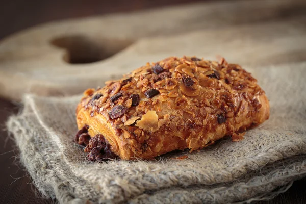 Choklad bröd croissant — Stockfoto