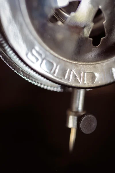 Aiguille de table tournante d'un phonographe — Photo