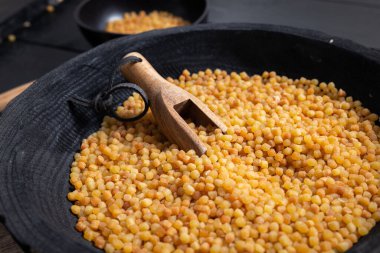 Fregola sarda, Sardinya 'dan geleneksel bir makarna.