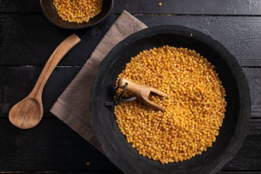 Fregola sarda, Sardinya 'dan geleneksel bir makarna.
