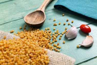 Fregola sarda, Sardinya 'dan geleneksel bir makarna.