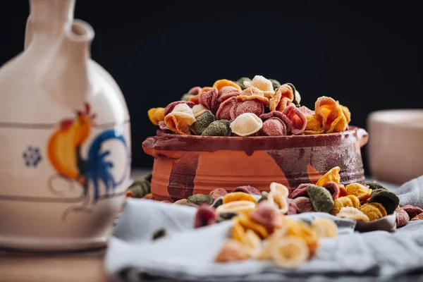 Puglia Dan Yapımı Orkestra Makarna Doğal Aromalar Ile Yapılır Mesela — Stok fotoğraf