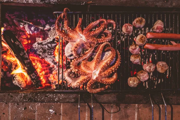 Barbecue Été Avec Pieuvre Dans Camping Dans Les Pouilles — Photo