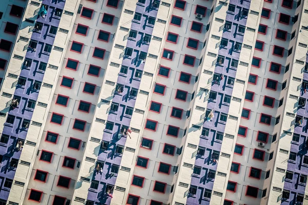 Urban sun drying clothes — Stock Photo, Image