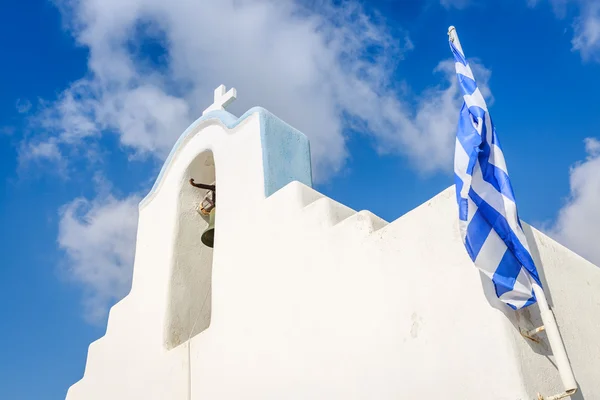 Griekse kerk in Parikia — Stockfoto
