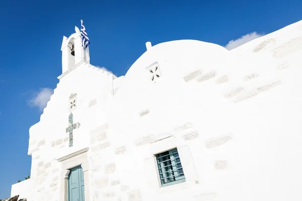 Griekse kerk in Parikia — Stockfoto