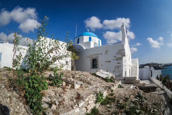 Igreja grega em parikia — Fotografia de Stock