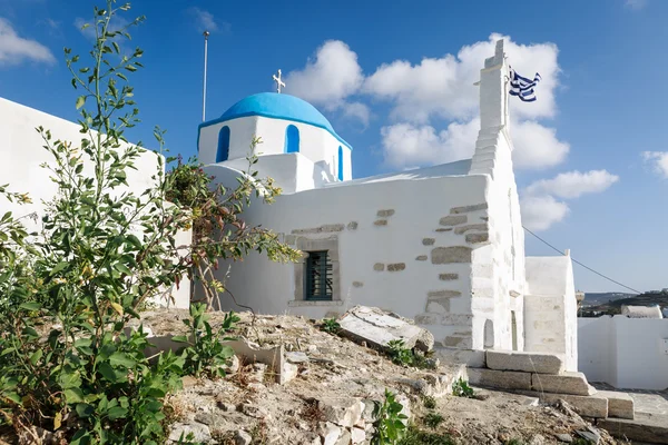 Igreja grega em parikia — Fotografia de Stock