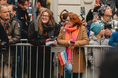 LUXEMBOURG - 3 Ekim 2025: Tarihi Trounwiessel 'in yeniden inşası, yeni Lüksemburg Büyük Dükü' nün katılımıyla ilgili kutlamalar