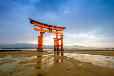 Itsukushima Shrine clipart