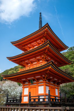Tipik Japansese pagoda