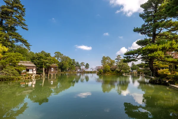 Jardín japonés típico — Foto de Stock