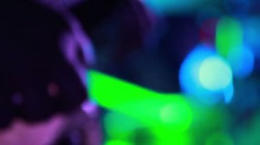 kaba bateri ve gitar çalmaya