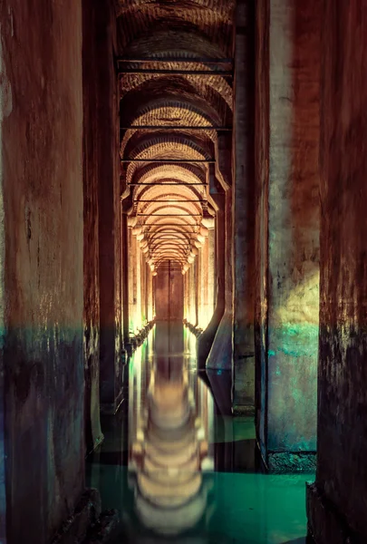 Basilica Cisterne in Istanbul — Stockfoto