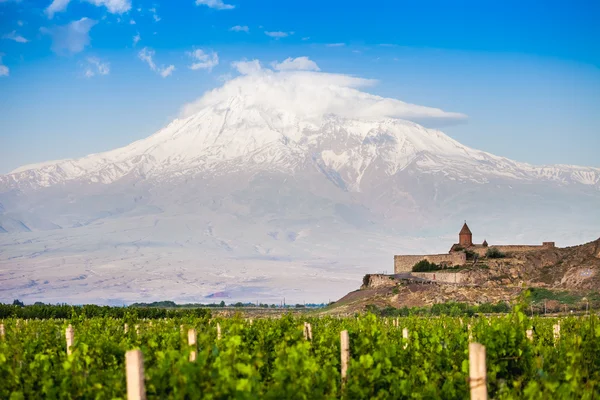 Khor Virap znacznie i góra Ararat — Zdjęcie stockowe