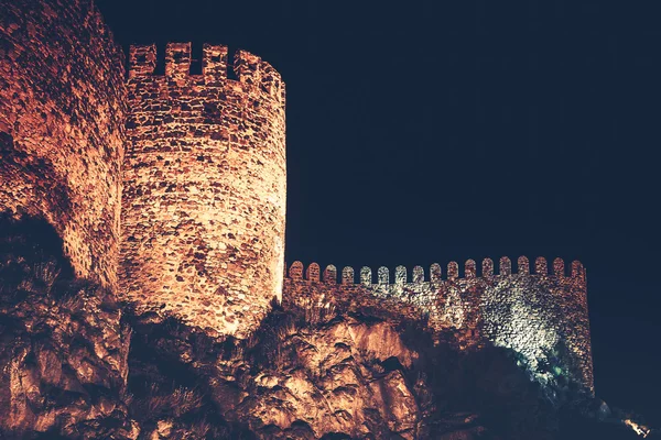Rabati slott på natten i Akhaltsikhe — Stockfoto