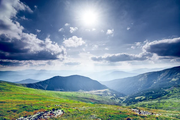 Vackert bergslandskap — Stockfoto