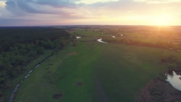 Belo panorama fluvial — Vídeo de Stock