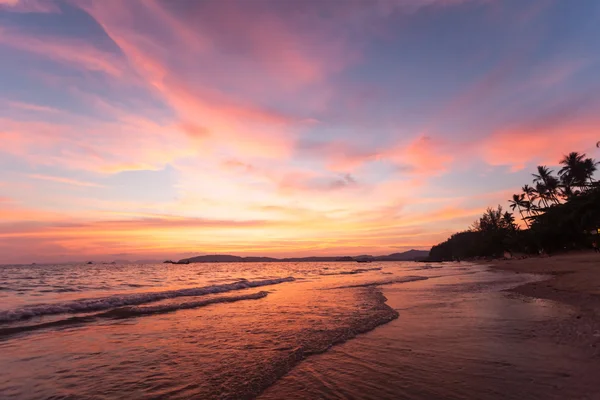 Por do sol tropical — Fotografia de Stock