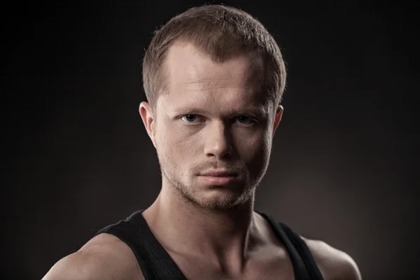 Handsome athlete — Stock Photo, Image