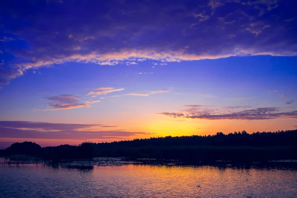 Pôr-do-sol incrível — Fotografia de Stock