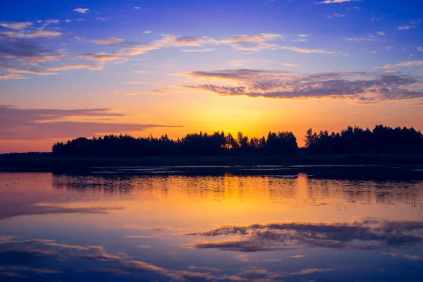 Pôr-do-sol incrível — Fotografia de Stock