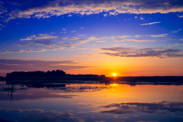 Wunderbarer Sonnenuntergang — Stockfoto