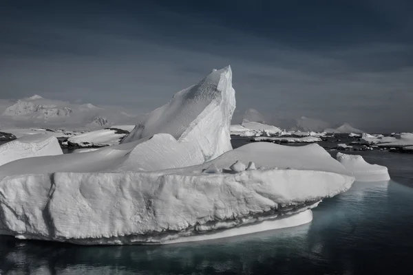 Iceberg antartico — Foto Stock