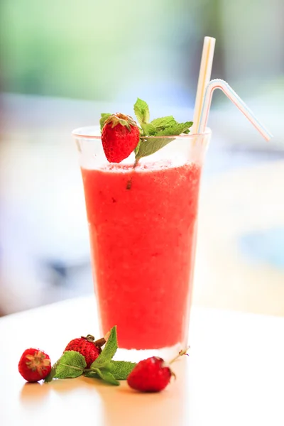 Strawberry cocktail — Stock Photo, Image