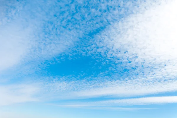 Wolken am Himmel — Stockfoto