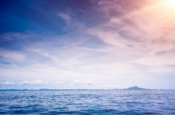 Blue sunny sea — Stock Photo, Image