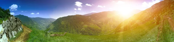 Beautiful mountain landscape — Stock Photo, Image