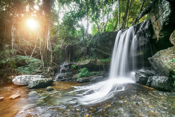 Kbal spean vodopád — Stock fotografie