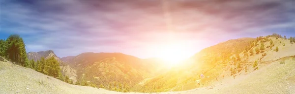 Schöne Berglandschaft — Stockfoto