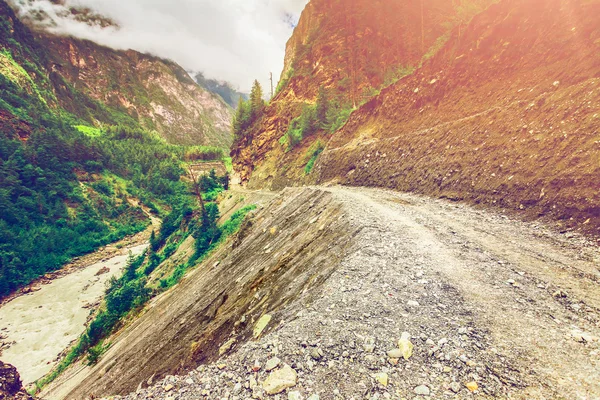 Mountains road and river — Stock Photo, Image