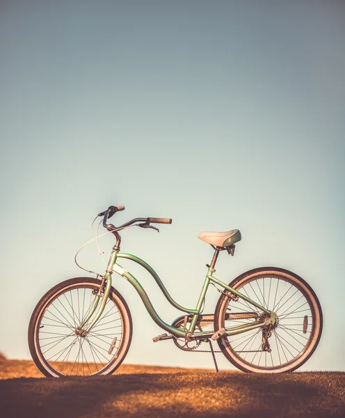 Oude retro fiets — Stockfoto