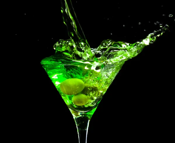 Green  coctail with olives — Stock Photo, Image