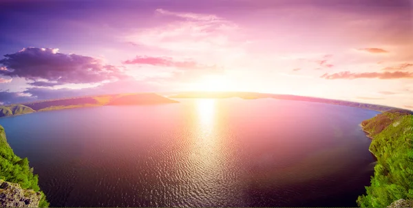 山中湖に沈む夕日 — ストック写真
