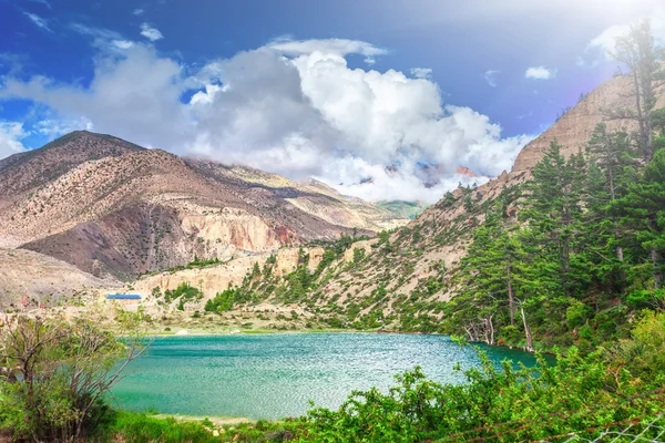 Lake in mountains in Annapurna area — Stock Photo, Image