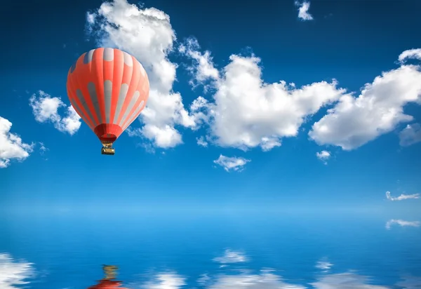 Hot air balloon — Stock Photo, Image