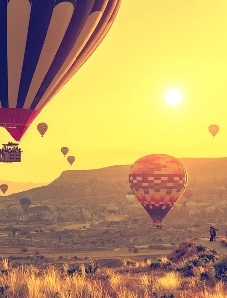 Heißluftballons über Kappadokien — Stockfoto