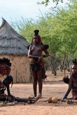Himba kadınları, Namibya 