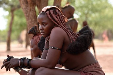 Himba kız portre, Namibya 