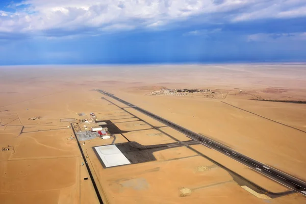 Flughafen in der namib Wüste — Stockfoto