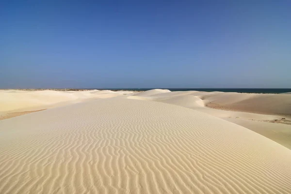 Grandes Dunas Areia Branca Praia Aomak Pôr Sol Ilha Socotra — Fotografia de Stock
