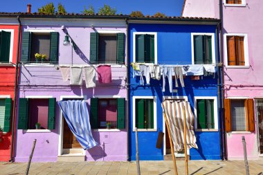 Burano Adası